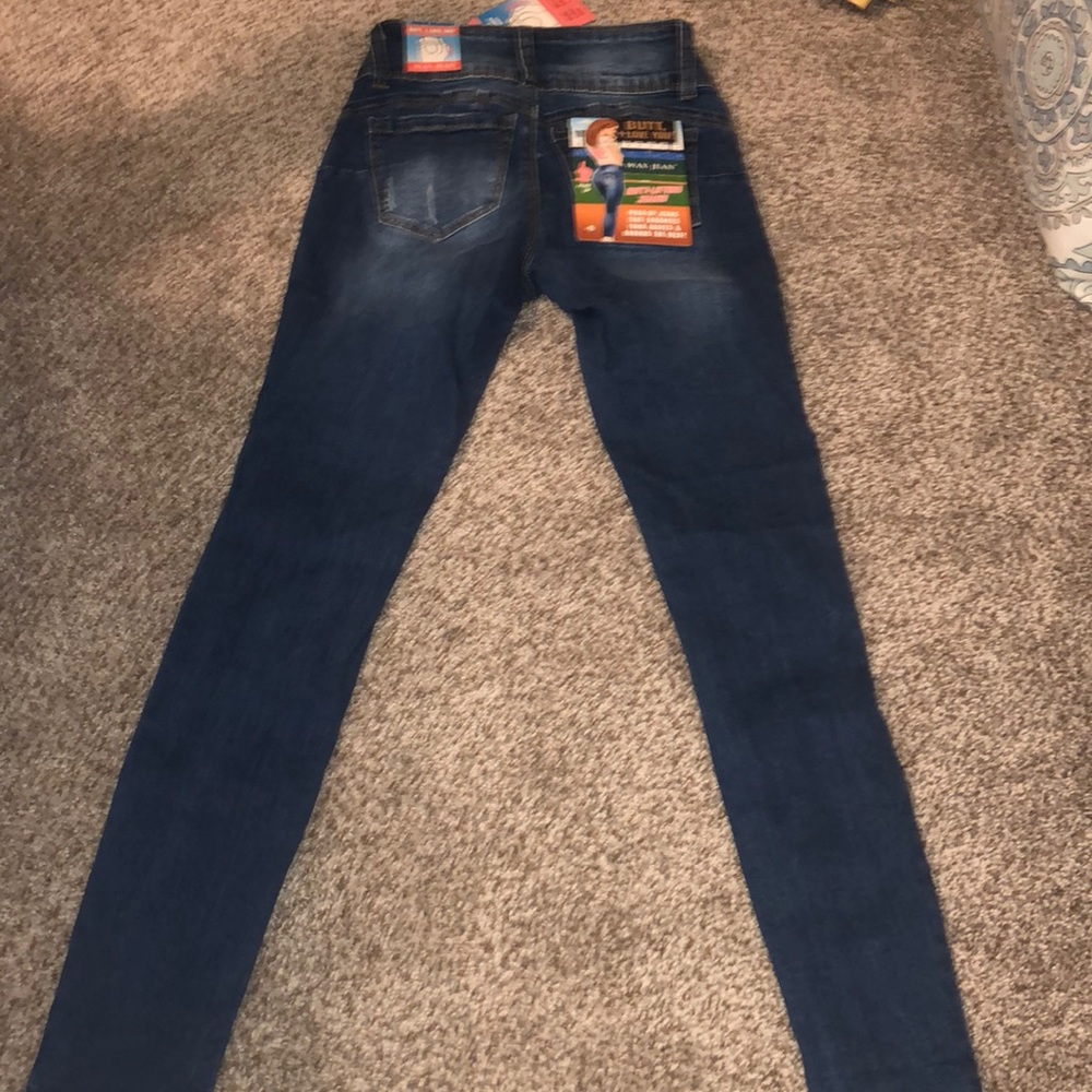 Jeans - Picture 2 of 3